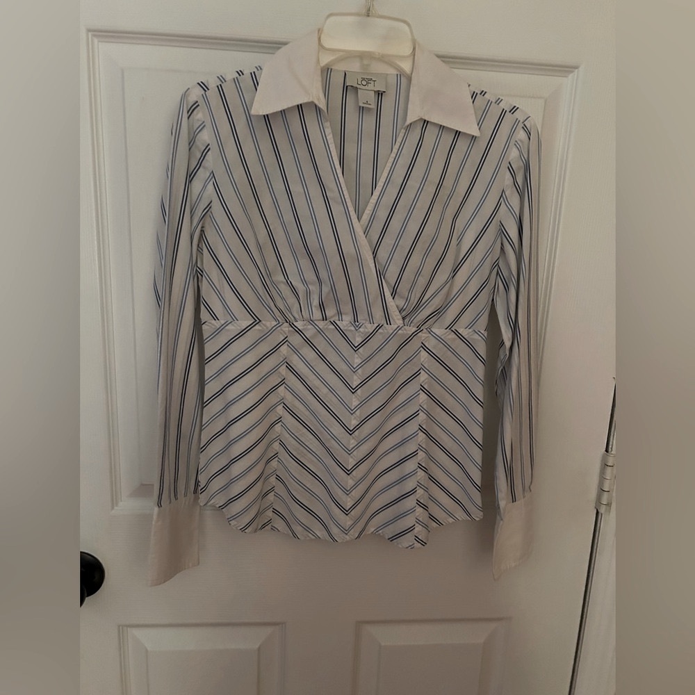 Ann Taylor loft women’s blouse